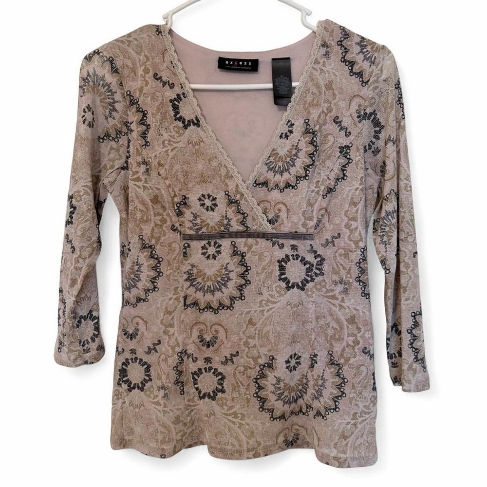 AXCESS Taupe Paisley V-Neck Long Sleeve Top